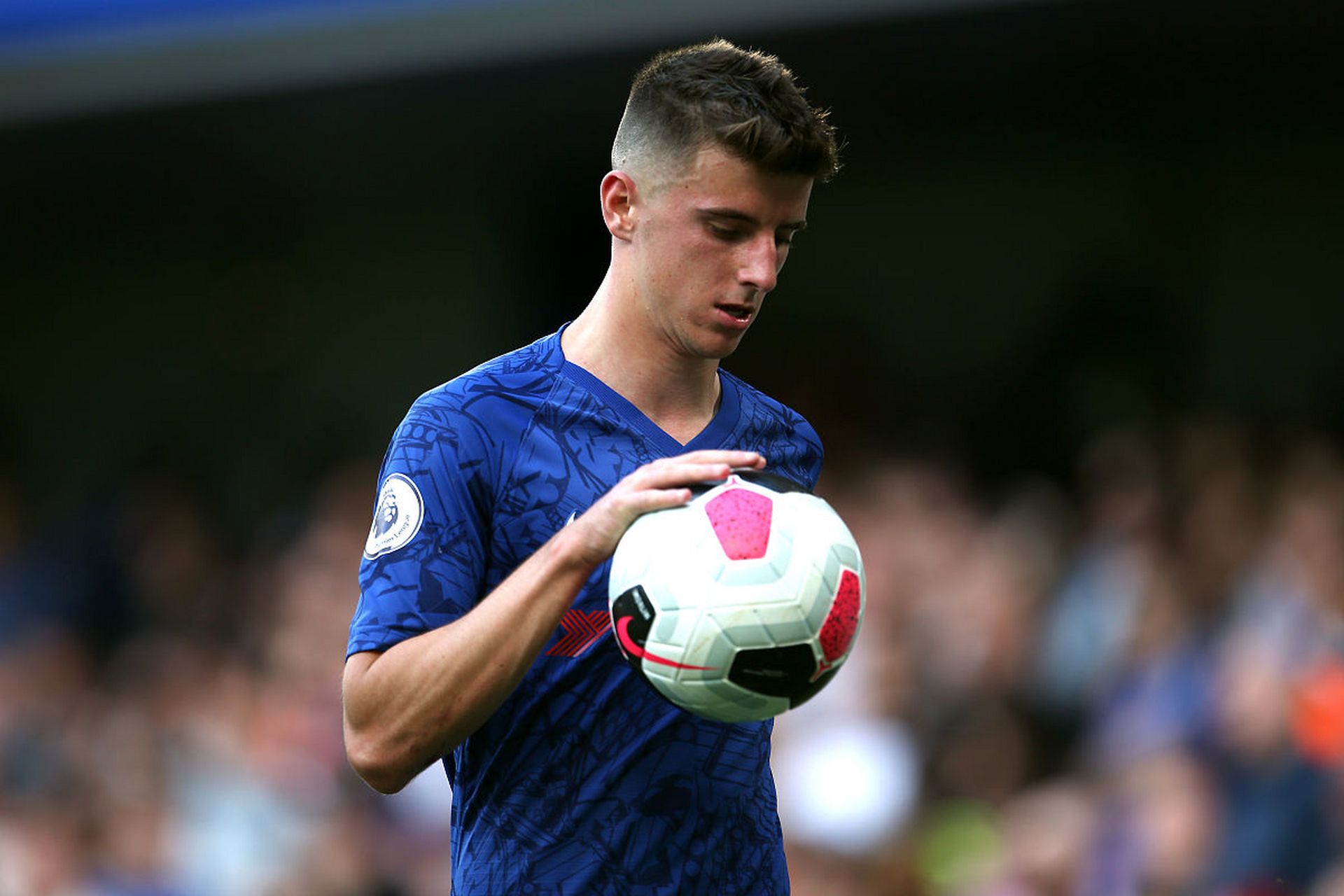 切尔西前锋传射破门,成为球队当家得分手 切尔西前锋传射破门,成为球队当家得分手