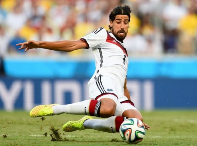 韩国队逆转德国队，黄鸭组合带队取胜